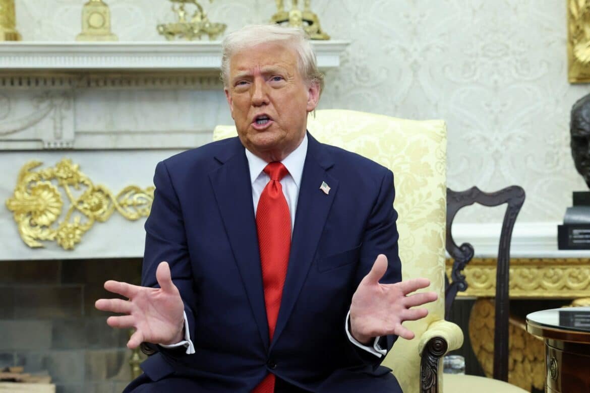 6 बार ट्रम्प प्रशासन ने अदालत के आदेशों पर विरोधियों से भिड़ गए हैं

