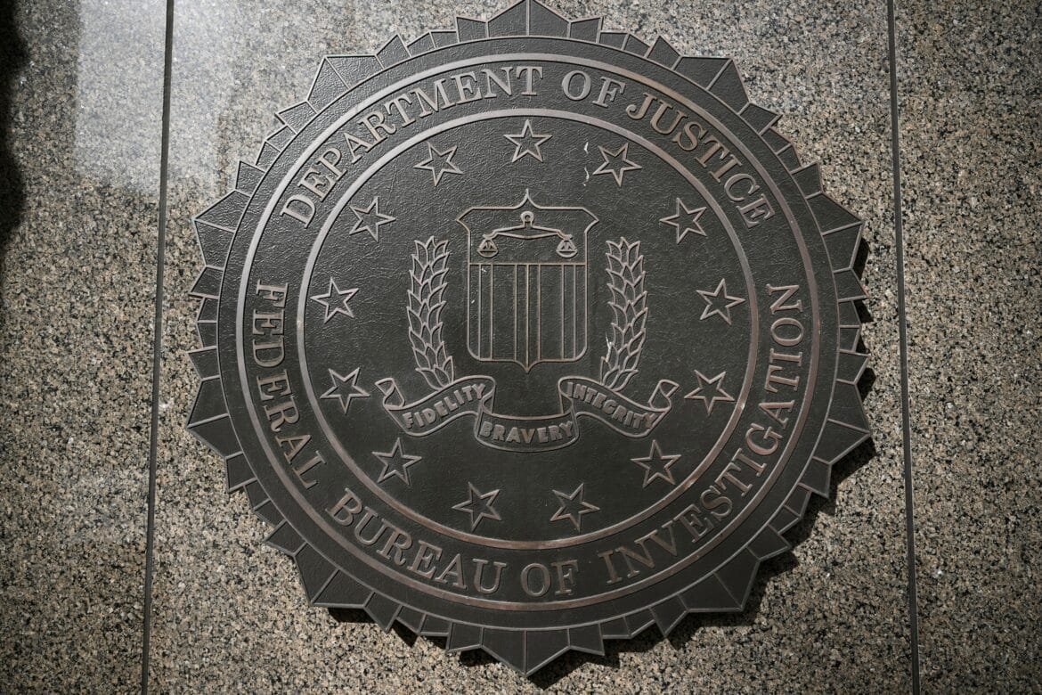 डीओजे ने कथित ट्रेन डे अरगुआ सदस्य के खिलाफ 1 आतंकवाद के मामले को अनसुना कर दिया

