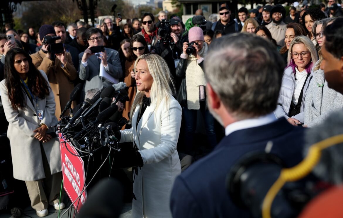 जीओपी प्रतिनिधि मार्जोरी टेलर ग्रीन ने ट्रंप पर पलटवार किया: 'मैंने उनसे कभी कुछ नहीं लिया'

